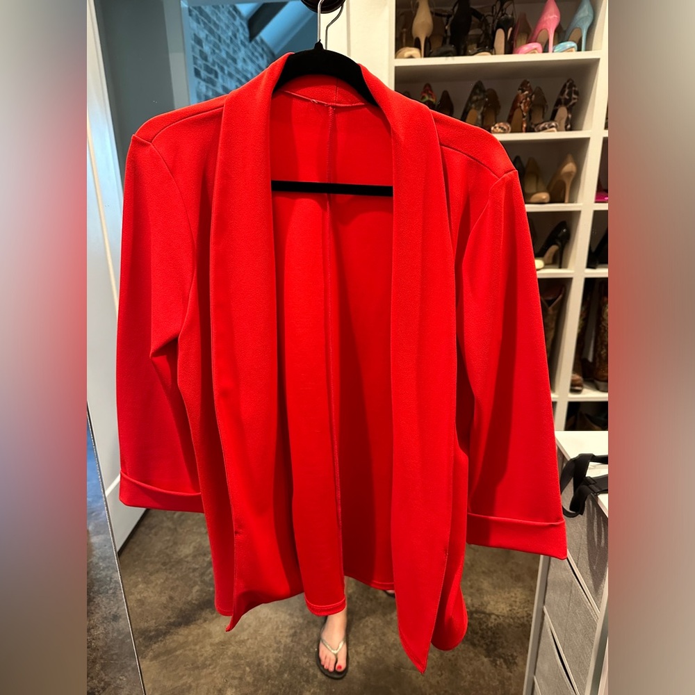 Women’s lightweight blazer